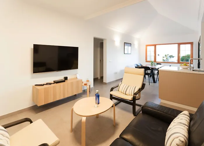 3 Bedroom Venus Jupiter And Neptune With Private Heated Pool Willa