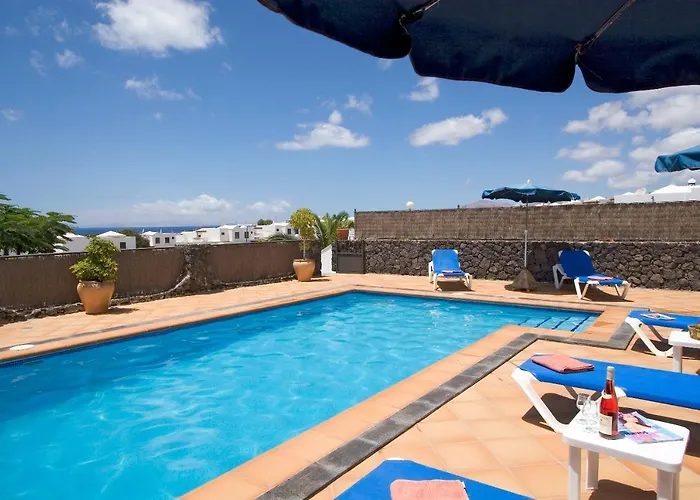 3 Bedroom Venus Jupiter And Neptune With Private Heated Pool Puerto del Carmen